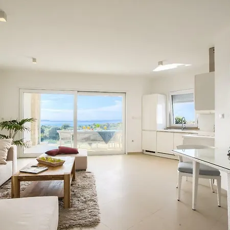 Apartment Brioni Vista *